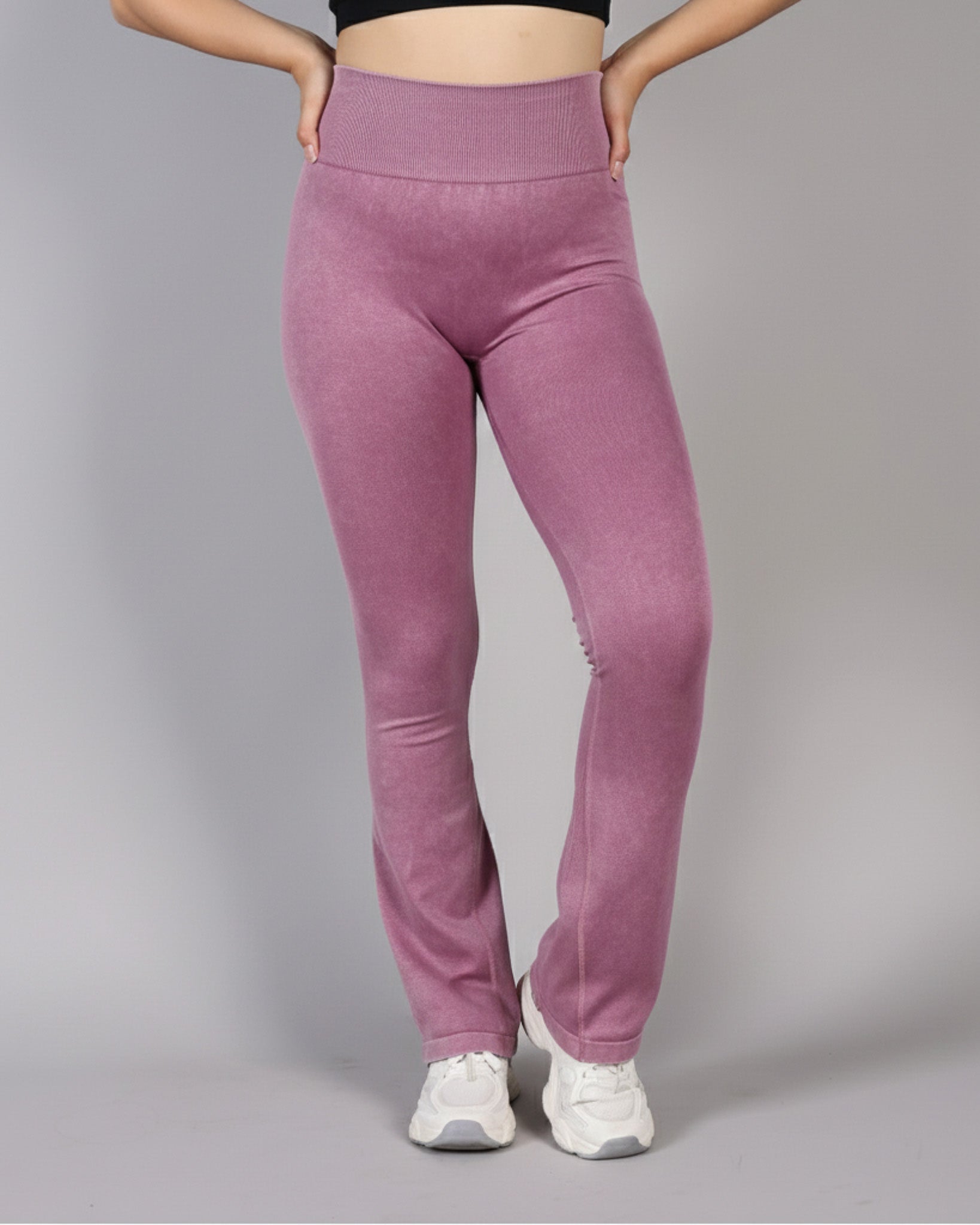 Calza Flare Mujer con Corte en V y  Push Up Moldeadora - YJ290