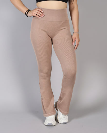 Calza Flare Rib Color Uniforme con Push Up - YJ291