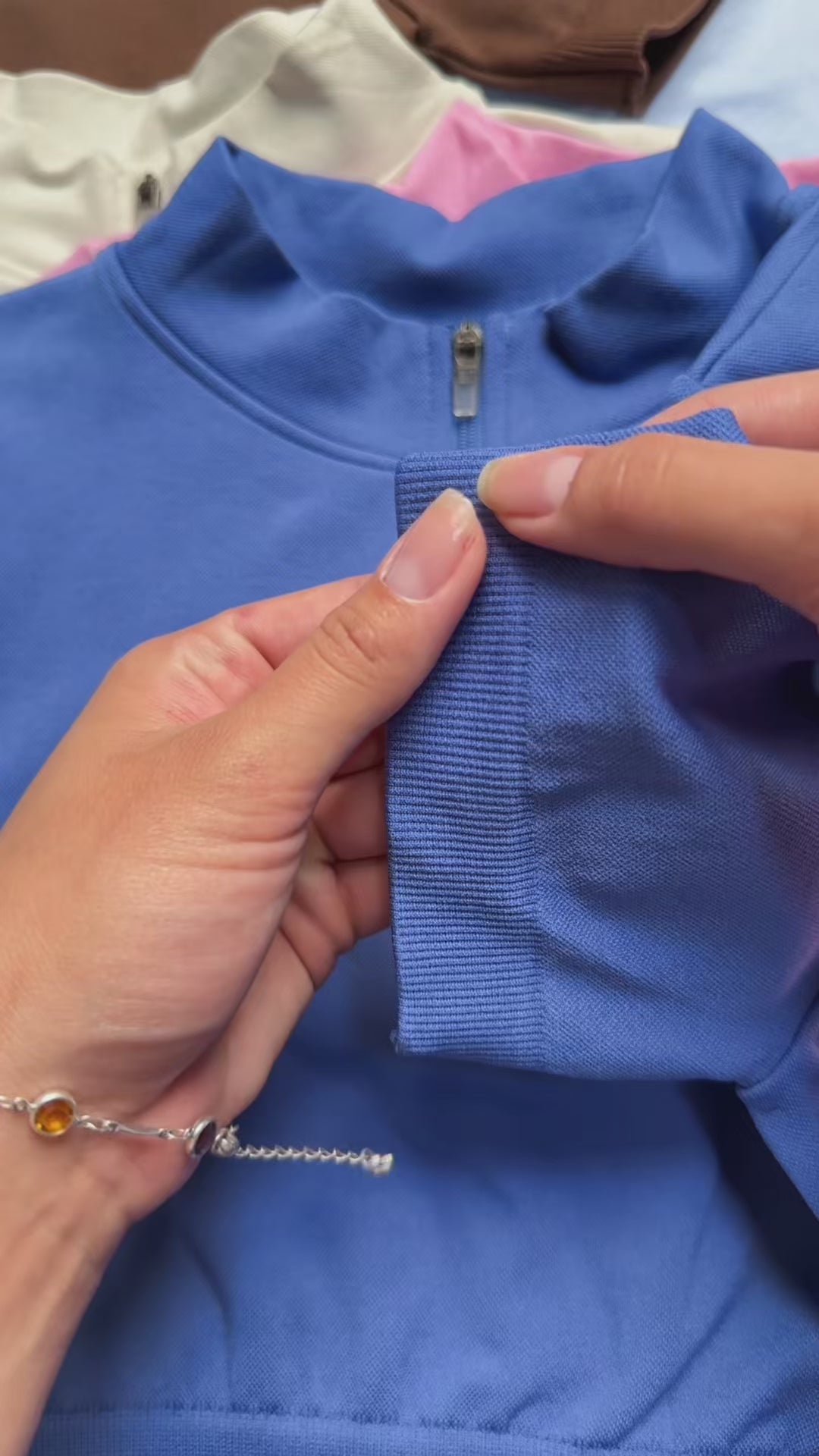 Top Deportivo Mujer Corto con Cierre Delantero sin Costuras - YJ262