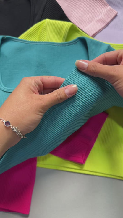 Top Camiseta Deportiva Manga Corta Acanalado Premium Yj195