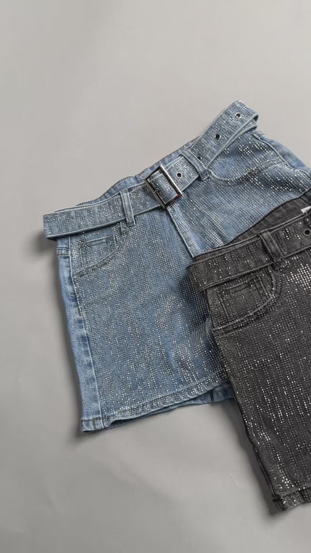 Short De Mezclilla Fresco con Brillos Fashion - OZ3107