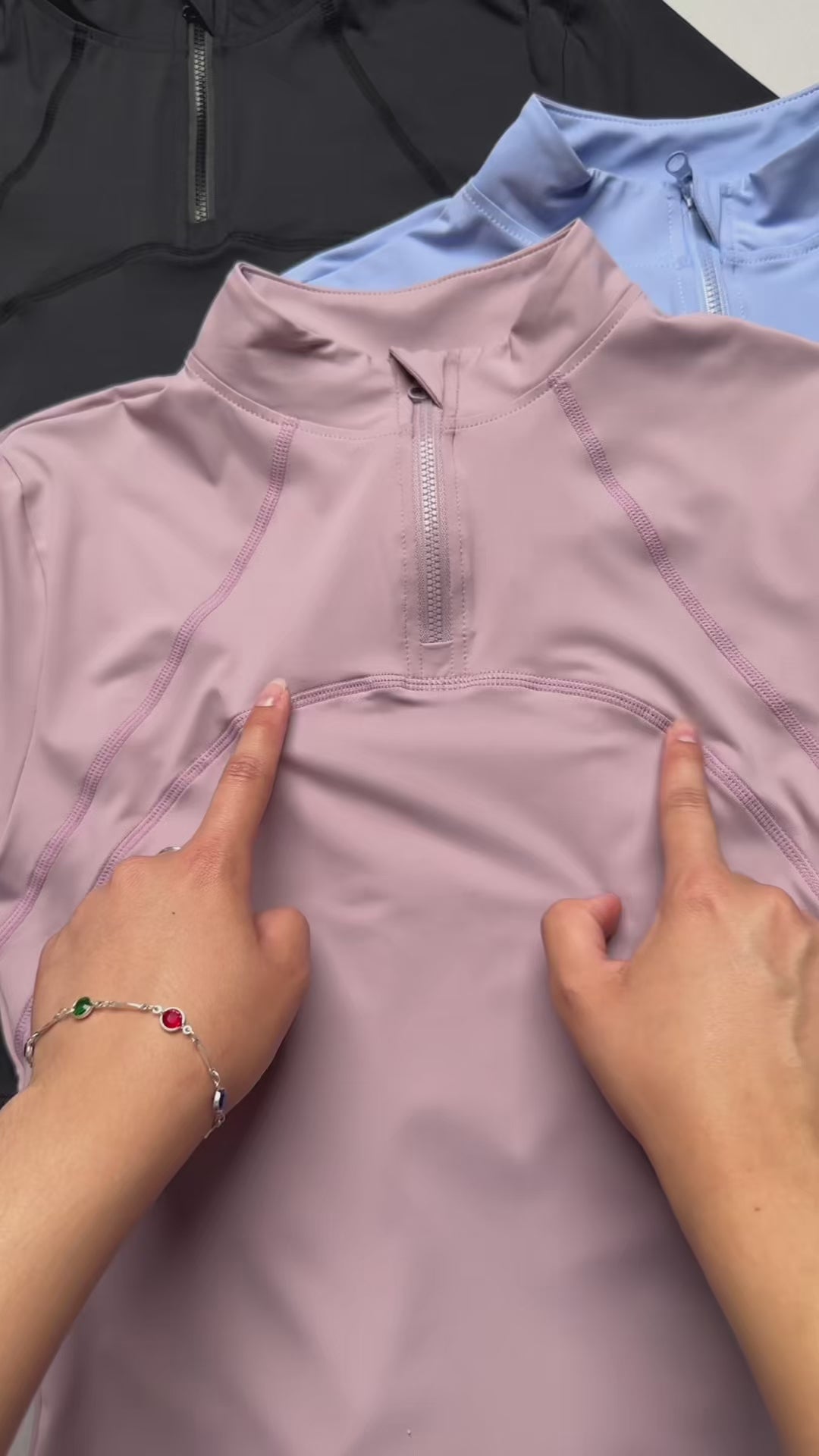 Polera Deportiva Antitranspirante con Cierre Delantero - JYT015