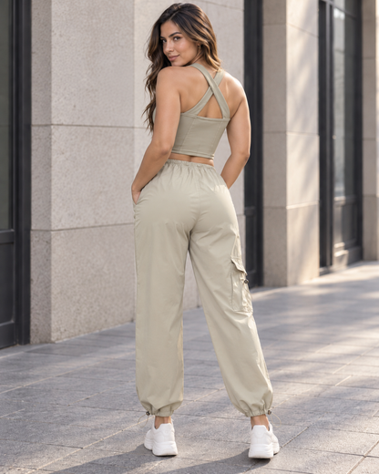 Conjunto Mujer Top Ajustado y Pantalón Cargo con Cordón - LQ1042
