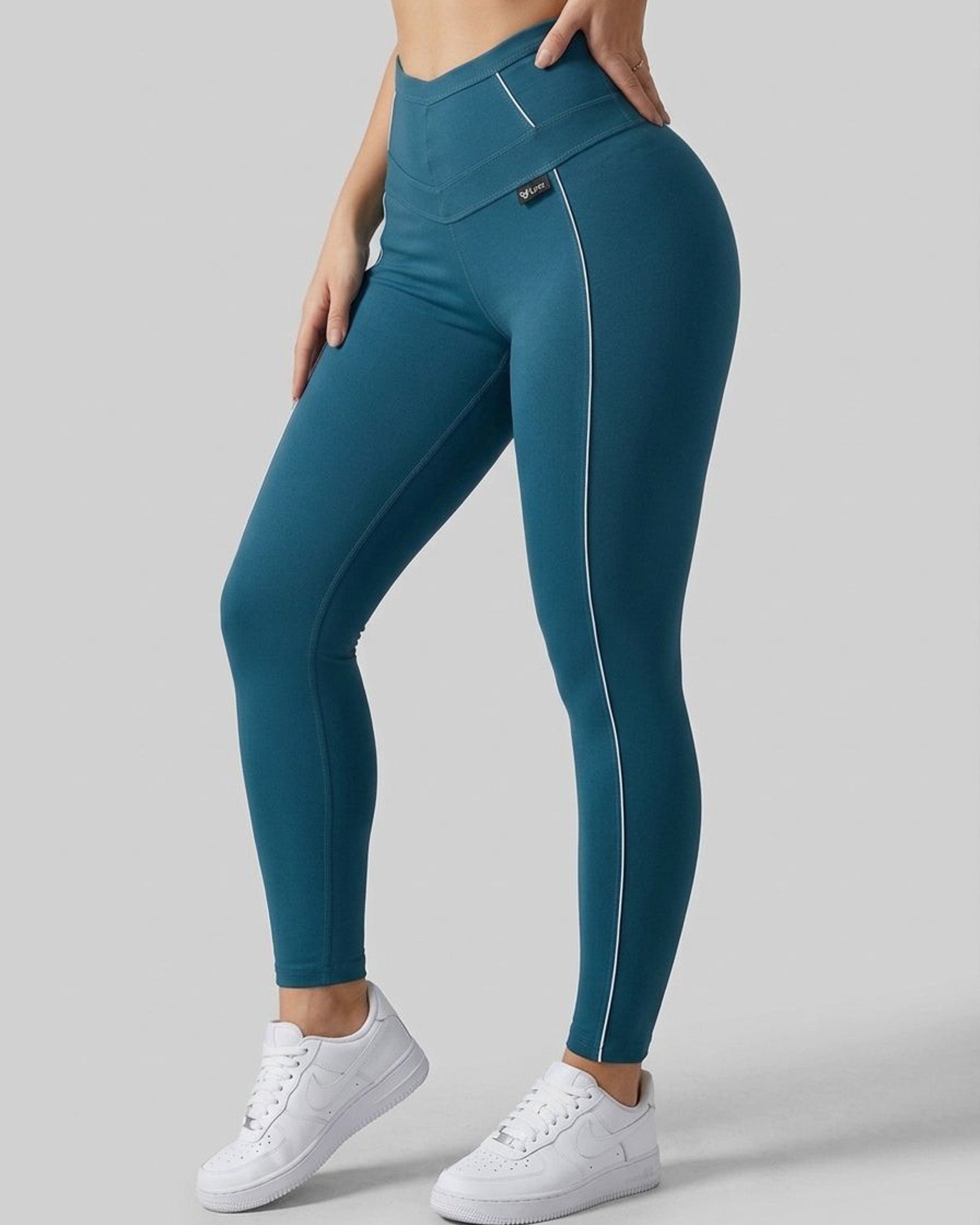 Calza Viral Heart Efecto Push Up Realce Glúteo y Tiro Alto - A355