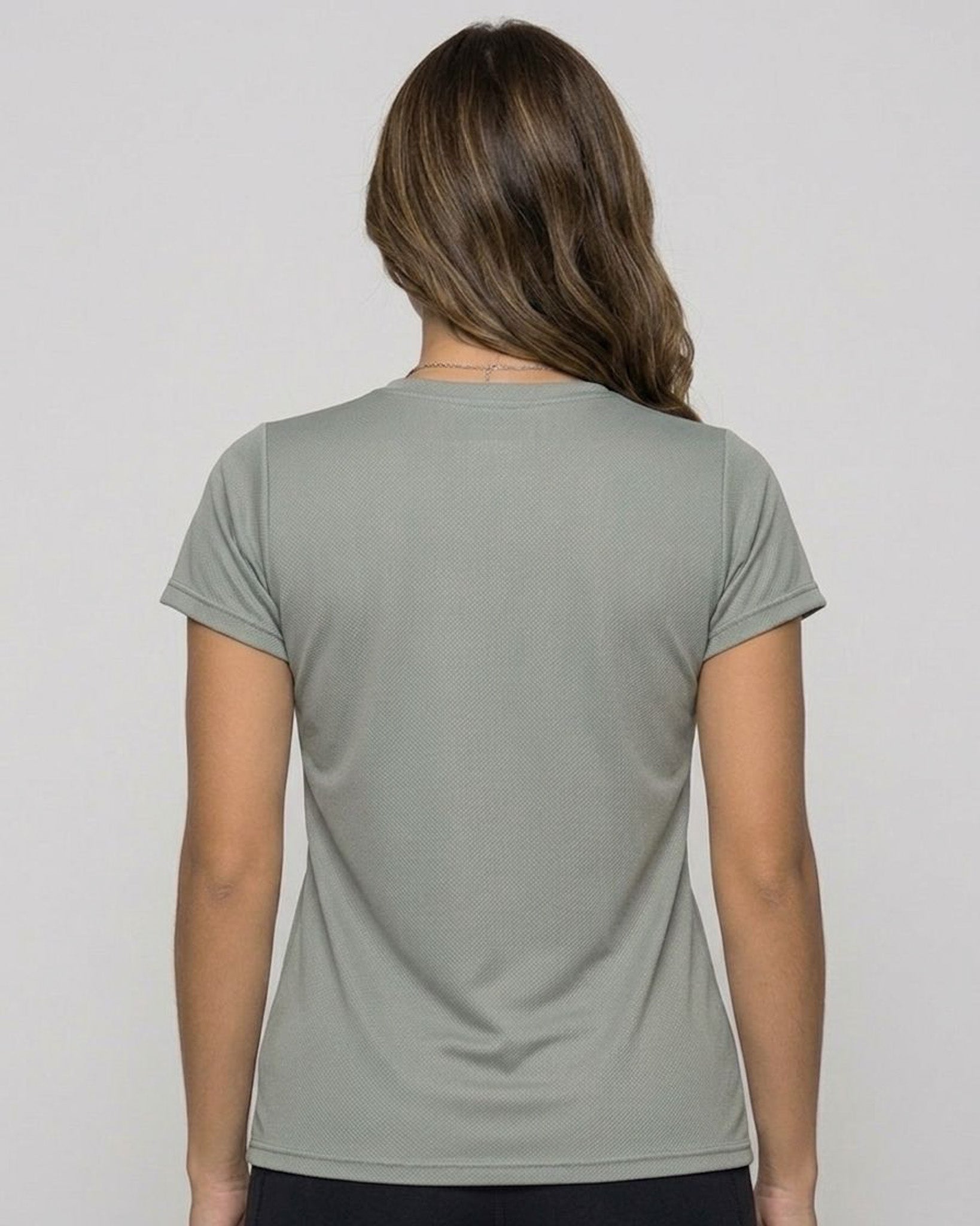 Polera Active Premium: Clásica, Fresca y No se Pega al Sudar - A336